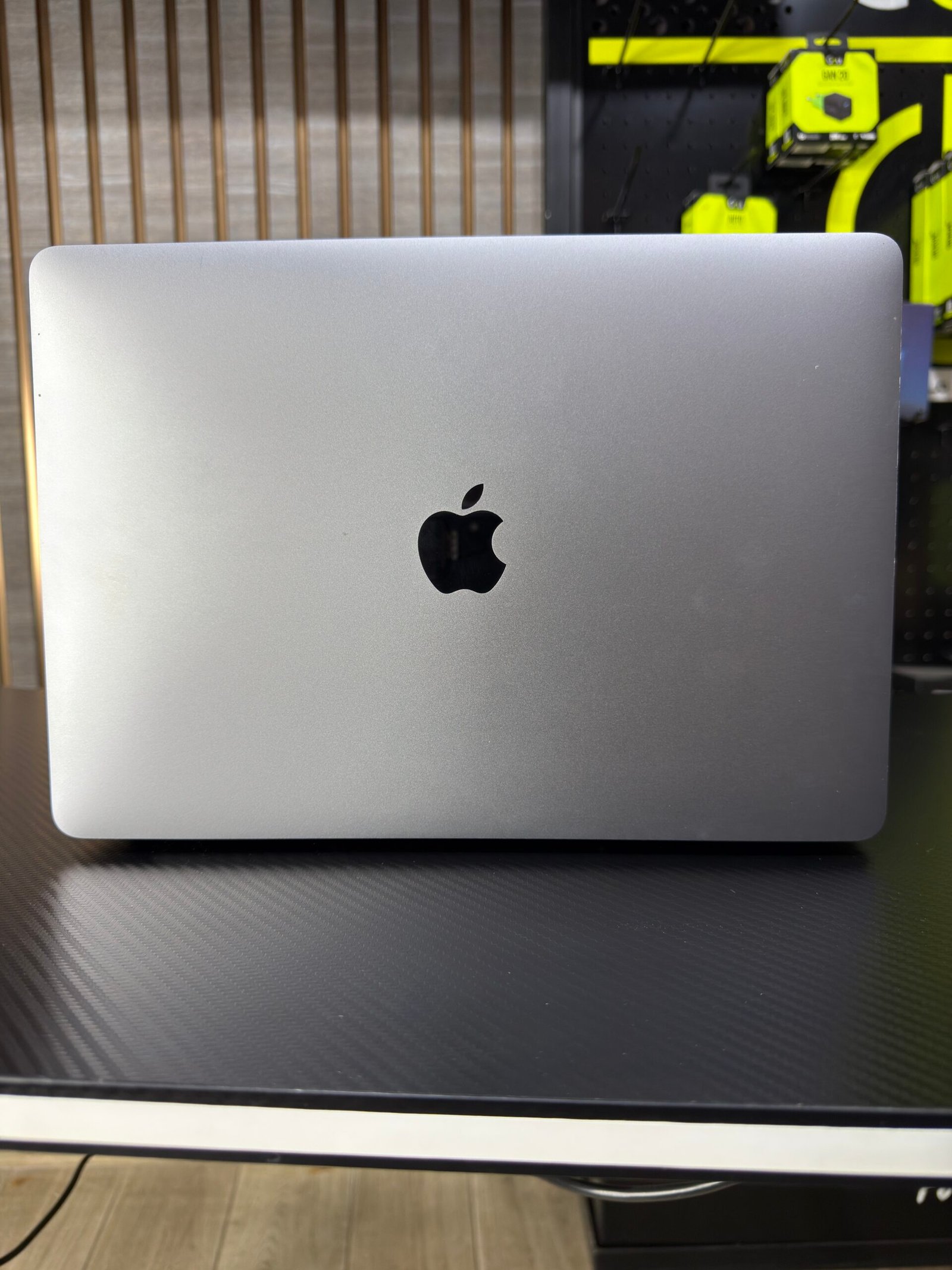 MacBook Air M1 256gb 16gb - Image 2