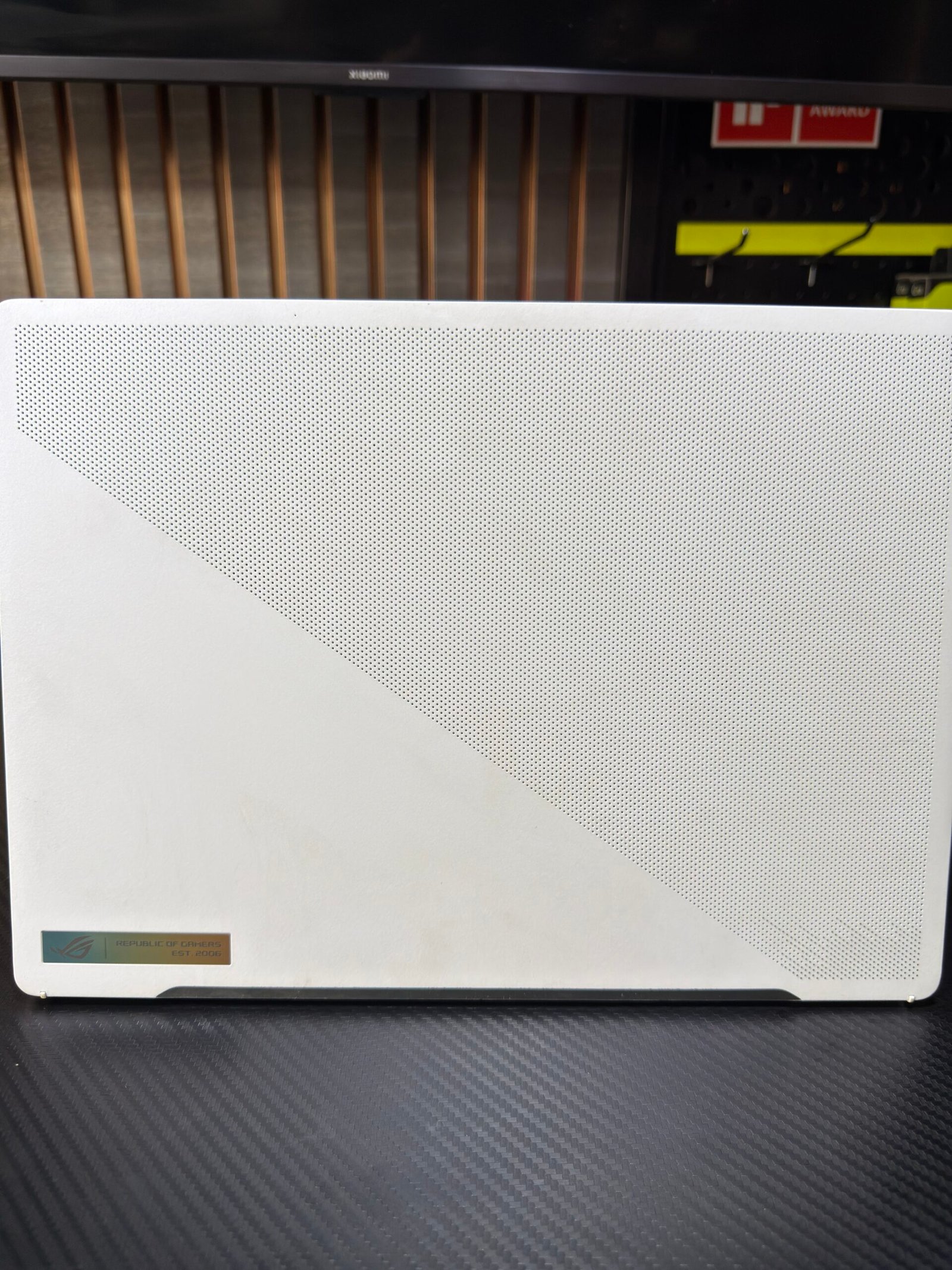 ASUS ROG Zephyrus G14 2023 RTX 4060 - Image 3