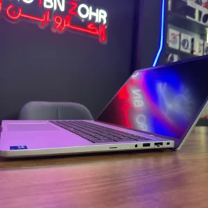 Dell Pro 16 Plus ports USB et RJ45
