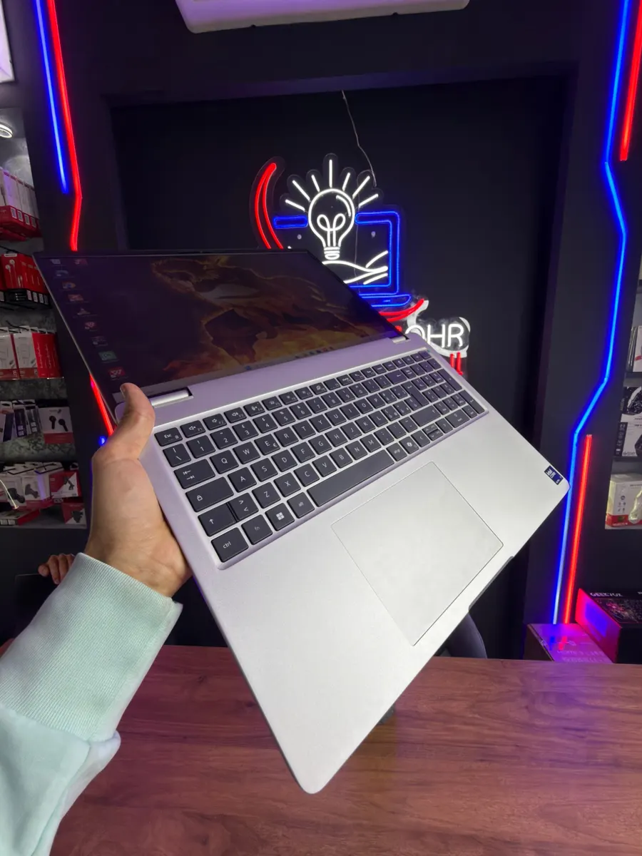 Clavier avec pavé numérique du Dell Pro 16 Plus