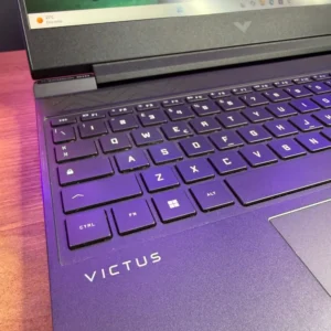 Clavier rétroéclairé du HP Victus 15