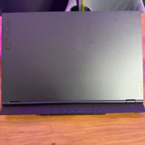 Capot Lenovo Legion 5 vue de dessus