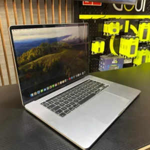 MacBook Pro 16