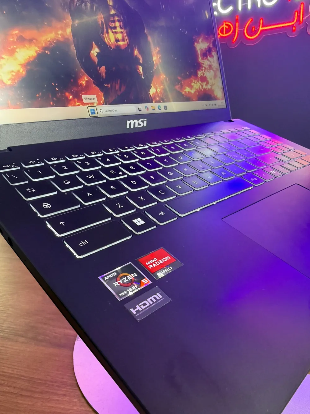 MSI Modern 15 AMD Ryzen 5 série 7000 et Radeon Graphics