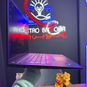 Lenovo ThinkPad T14s Gen 4 ports Thunderbolt 4 et HDMI