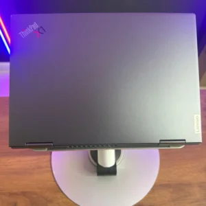 Capot du Lenovo ThinkPad X1 Yoga Gen 8